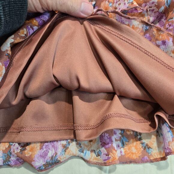 Luxology Floral Print Ruffled Top Blouse Size M Garden Girl Feminine Coquette - Picture 7 of 10